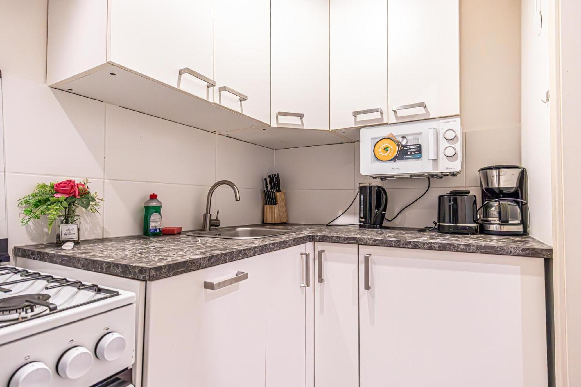 Desirable 2br - Bookable For Longstays In Lockdown B Apartament